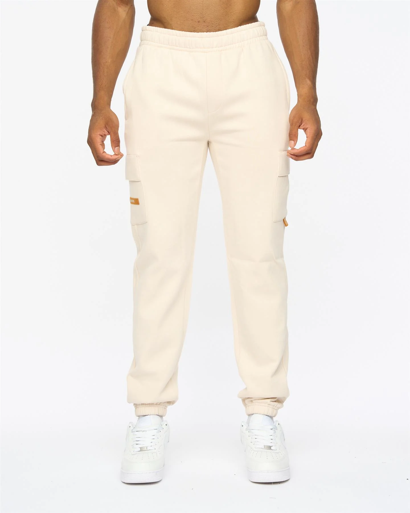Adamsberg Joggers Off White - Image 7